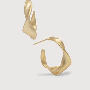 Zara Twisted Gold Hoop Earrings